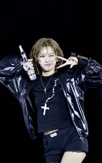 tiny.pretty.j