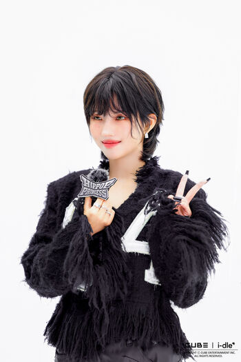 Tiny pretty j image