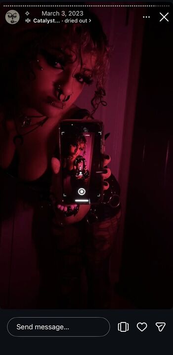 Tinyslovesick image