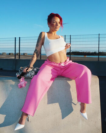 Tinzeofficial 1 image