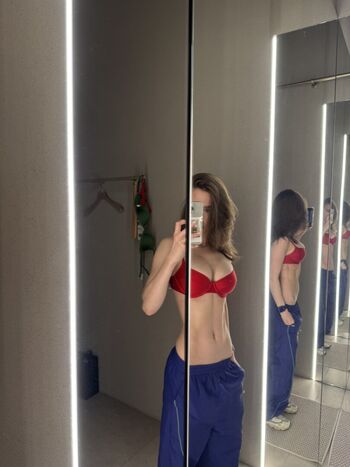 Toma efremova image