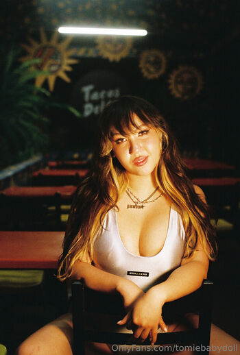 Tomiebabydoll image
