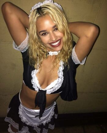Tommy Genesis