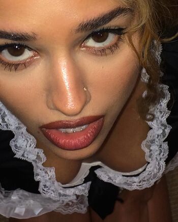 Tommy Genesis