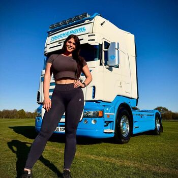Truckergirl850