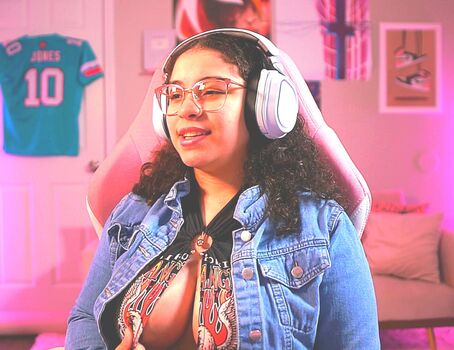 Try channel girls image