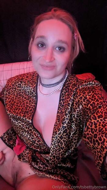 Tsbettybrown image
