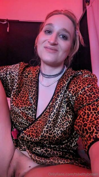 Tsbettybrown image