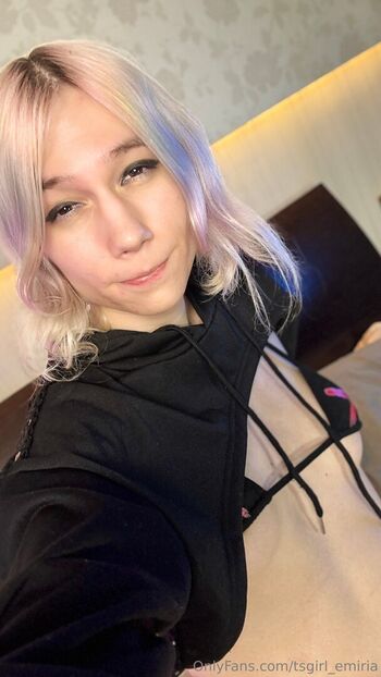 tsgirl_emiria