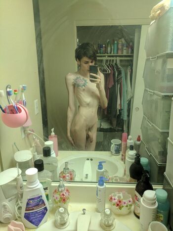 Tsrosemarie image