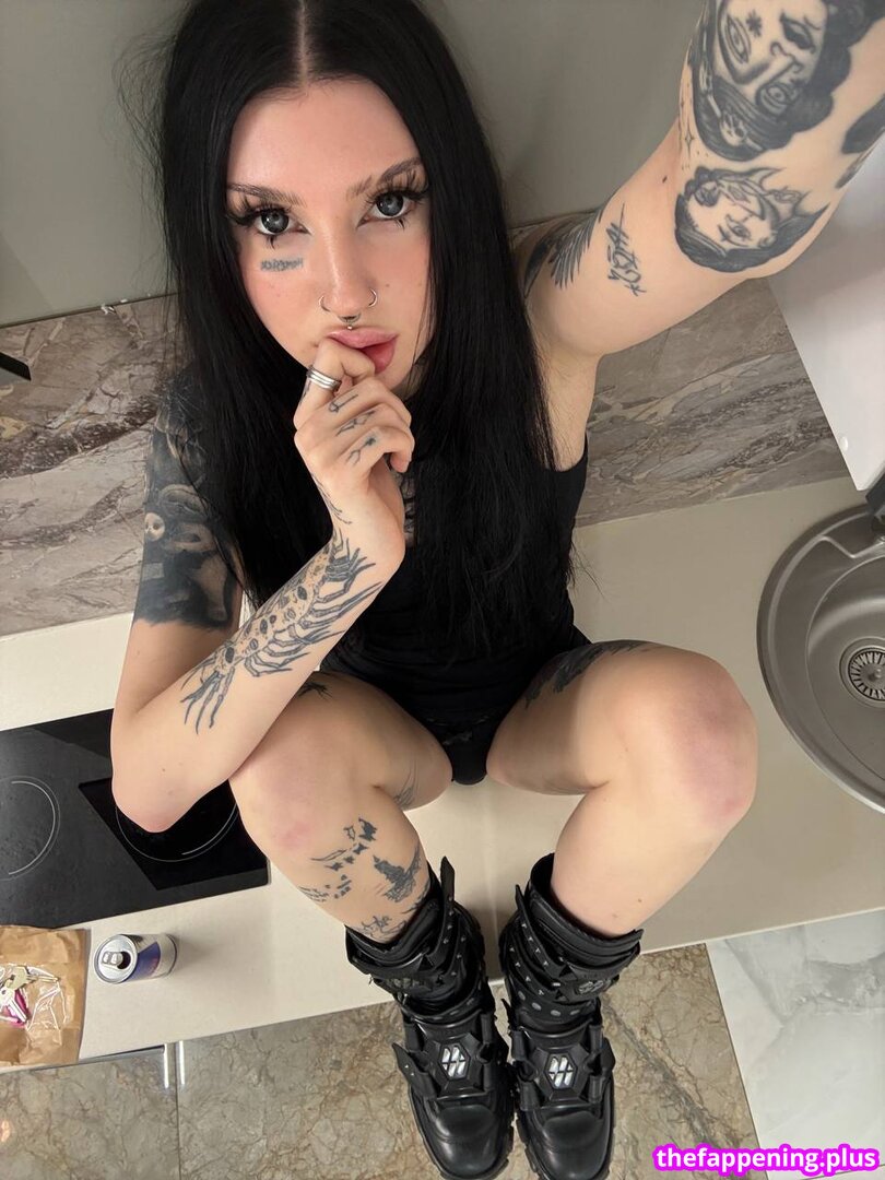 katienoir / ttayallyles Naken OnlyFans Foto #2