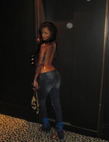 Tyla page 4 image