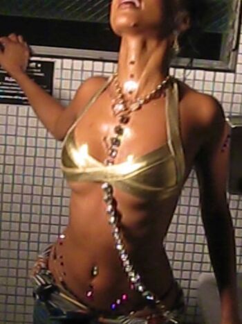 Tyla page 2 image