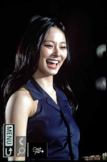 Tzuyu image