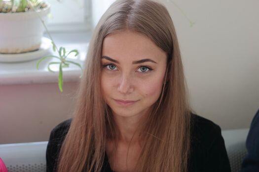 Ukrainian girls image