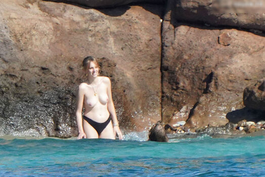 Uma thurman image