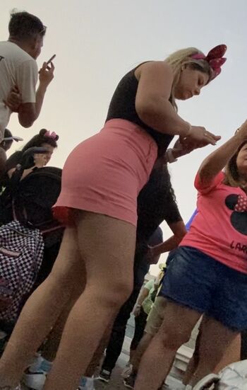Upskirt voyeur videos page 2 image