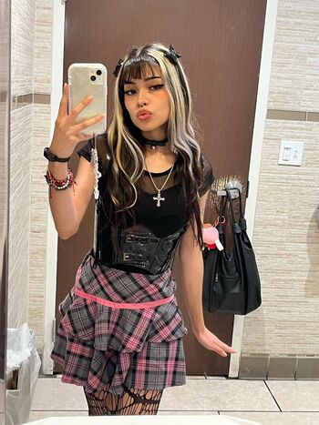 User7077707 page 2 image