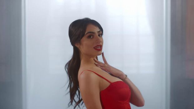 Valentina buzzurro page 3 image