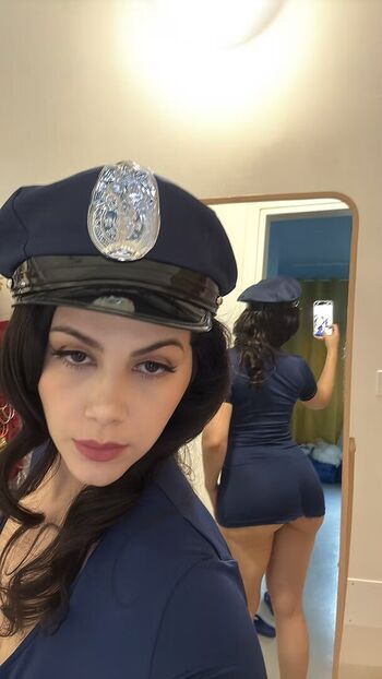 Valentina nappi 1 image