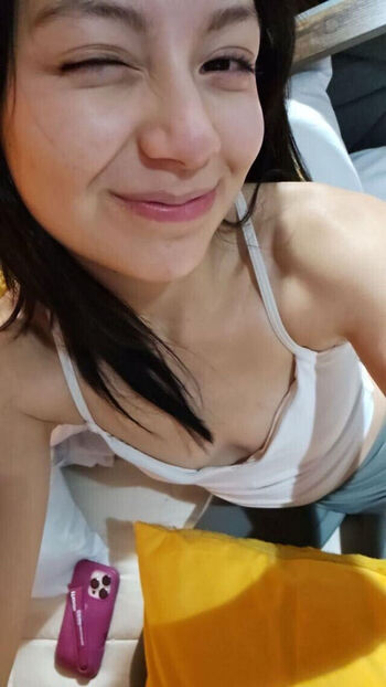 Valentina solis image