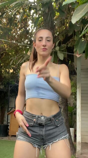 Valentina toro meneses image