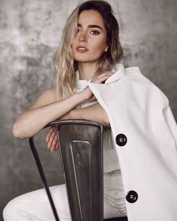 Valeria aguilar image