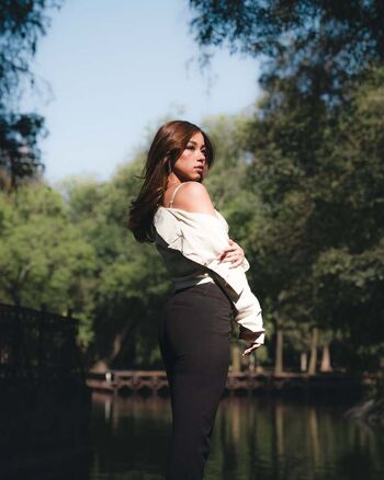 Valeria madrigal image