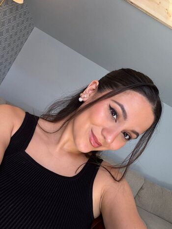 Valeria villalobos image