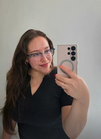 Vanesa ancaten image