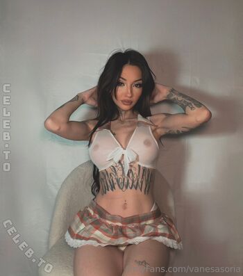 Vanesa soria image