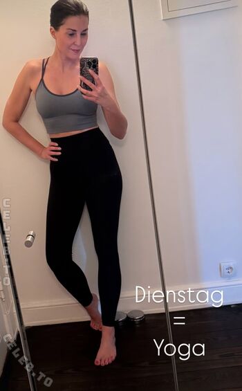Vanessa blumhagen image