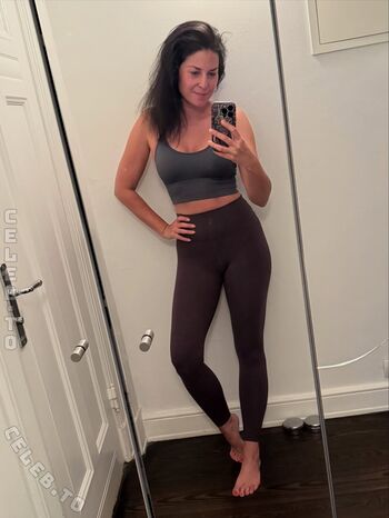Vanessa blumhagen image