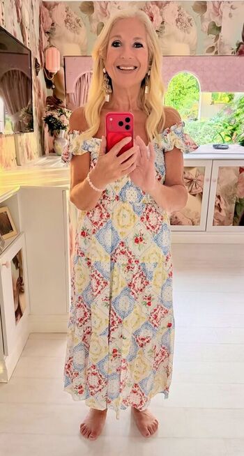Vanessa feltz image