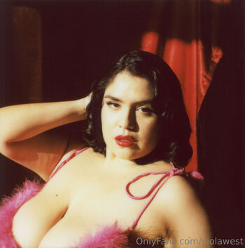 Vanessa hinata page 2 image