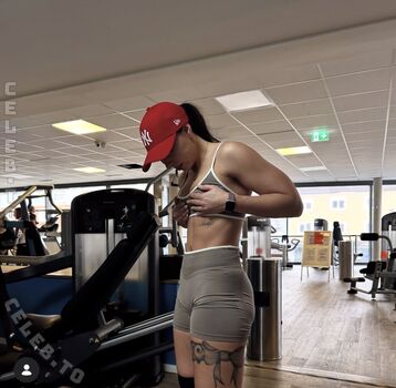 Vanessa kanz image