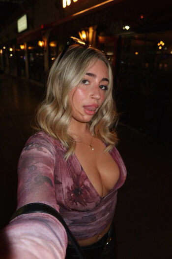 Vanessa maynard image