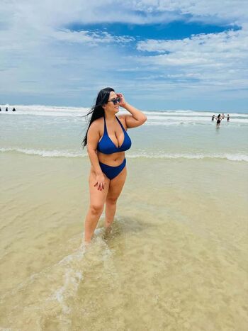 Vanessa mira page 2 image