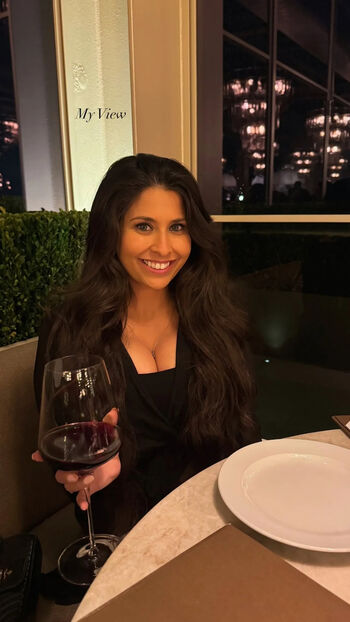 Vanessa r page 2 image