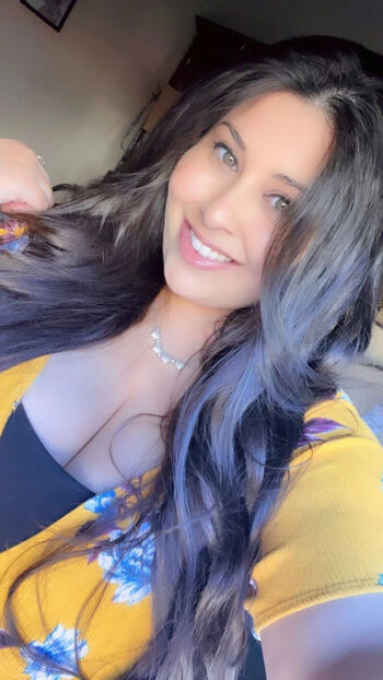 Vanessa r page 2 image