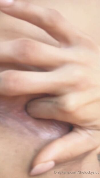 Vanessa sky page 2 image