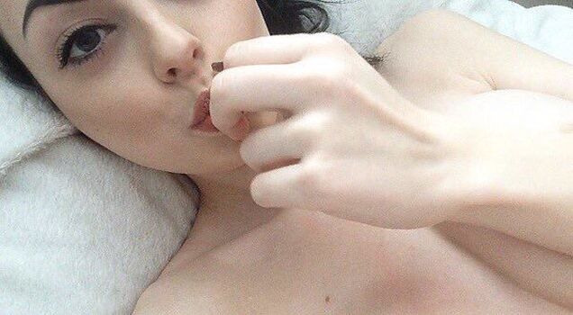 Vanillla pussy image