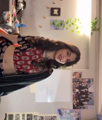 Vanya singh image