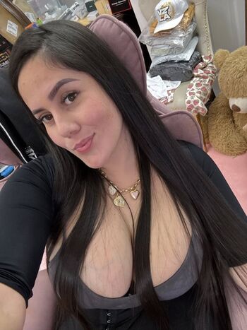 Venezolana en usa image