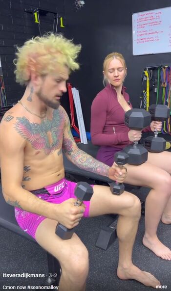 Veradijkmansofficial 1 image