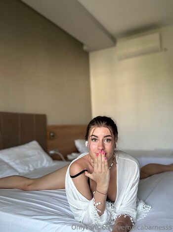 Veronica barnes image