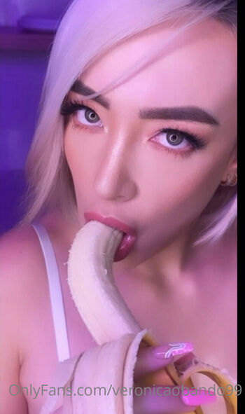 Veronica obando image