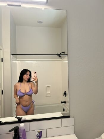 Viannneyyyyy image