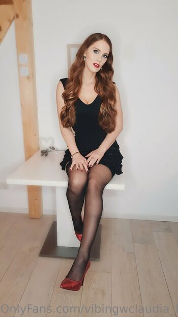 Vibingwclaudia free image