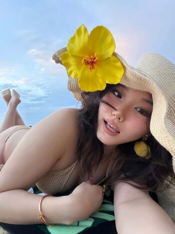 Vicki mranrr page 2 image